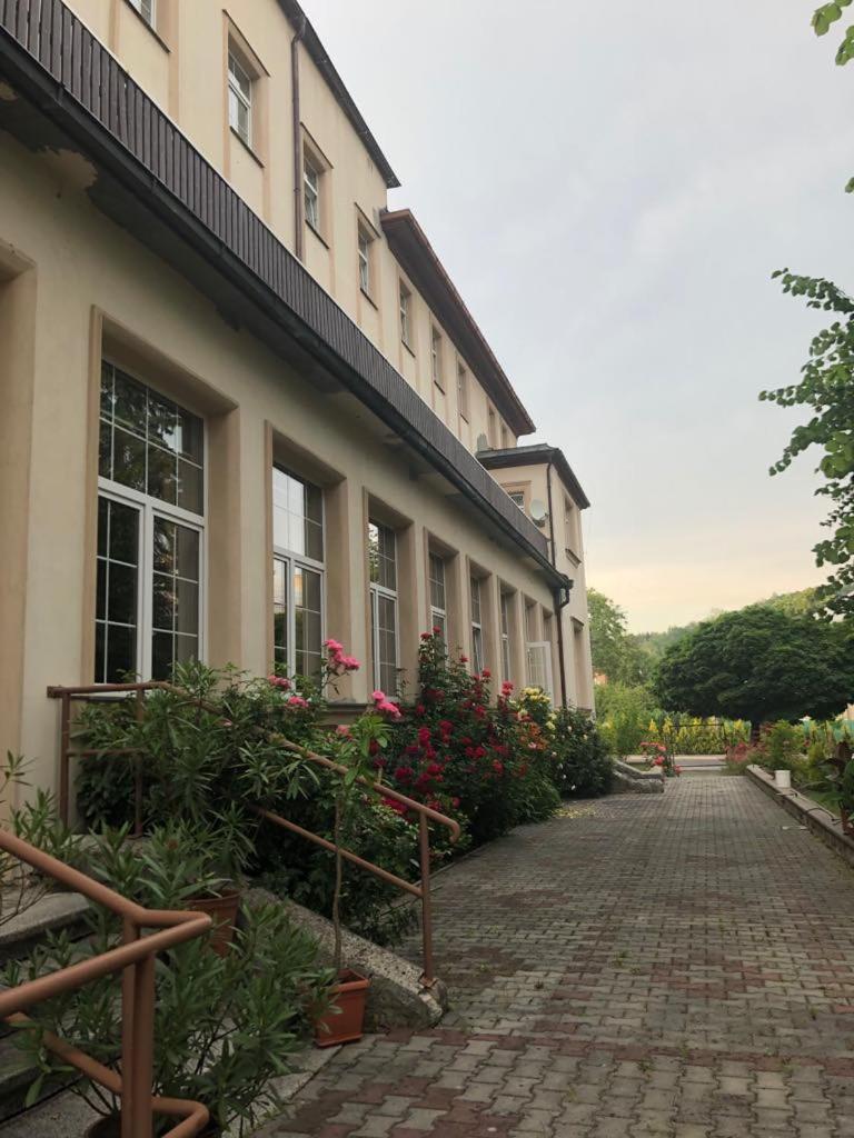 Grandhotel Novy Bor Luaran gambar