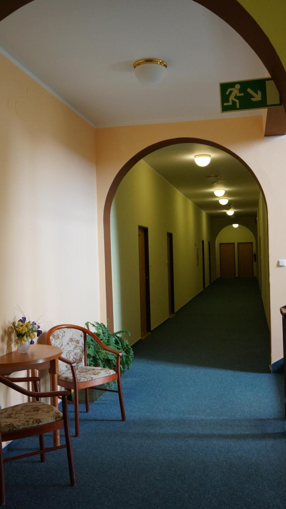 Grandhotel Novy Bor Luaran gambar